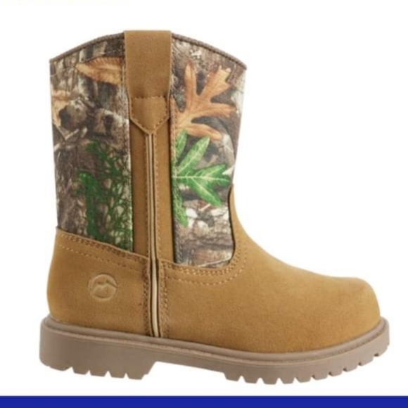 Magellan Outdoors Kids' Boone Realtree Edge Boots - Picture 1 of 3